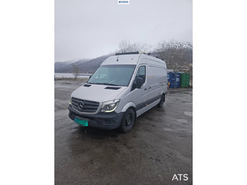 כלי רכב מסחרי עם לוח MERCEDES-BENZ Sprinter