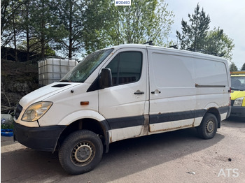 כלי רכב מסחרי עם לוח Mercedes Sprinter 316: תמונה 2