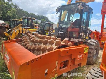 רולר CATERPILLAR