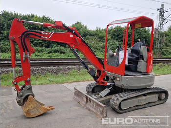 מיני מחפר BOBCAT E26