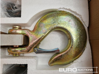 ציוד לטיפול בחומרים