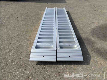 ציוד בנייה Aluminium Ramp (2 of) (250cm Length, 6Ton Capacity): תמונה 3