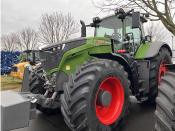 טרקטור חקלאי FENDT 1050 Vario