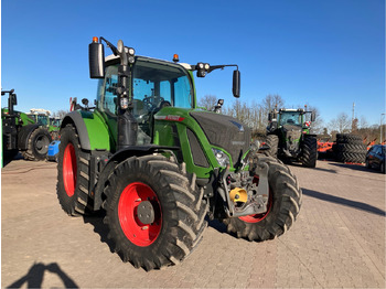 טרקטור חקלאי FENDT 718 Vario