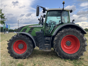 טרקטור חקלאי FENDT 724 Vario
