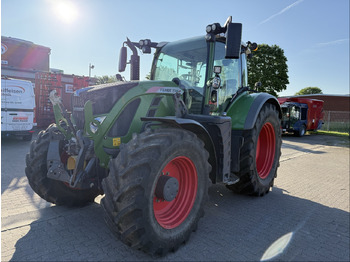 טרקטור חקלאי FENDT 724 Vario