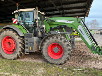 טרקטור חקלאי FENDT 828 Vario