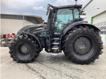 טרקטור חקלאי VALTRA