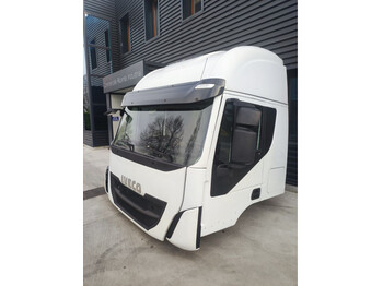 תא ופנים הרכב עבור משאית Iveco STRALIS HI-WAY Euro 6: תמונה 3