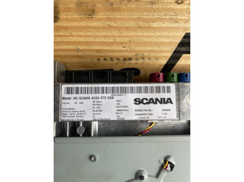 תא ופנים הרכב עבור משאית SCANIA RADIO / NAVI 2906948: תמונה 2