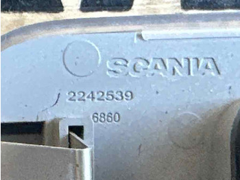 אורות/ תאורה עבור משאית SCANIA ROOF LAMP 2242539: תמונה 3 אורות/ תאורה עבור משאית SCANIA ROOF LAMP 2242539: תמונה 3