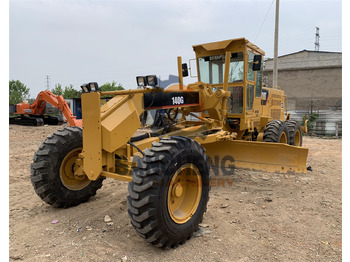 מפלסת CATERPILLAR 140G