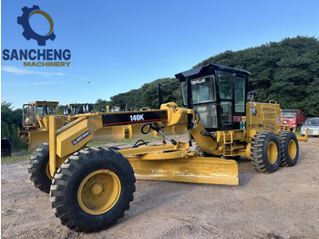 מפלסת CATERPILLAR 140K