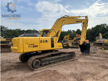 הַחכָּרָה KOMATSU PC200-6 KOMATSU PC200-6: תמונה 1