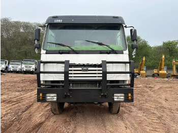 מזהיר SINOTRUK HOWO