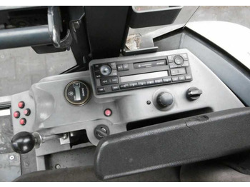 מטאטא כבישים Hako CityMaster 1200: תמונה 3