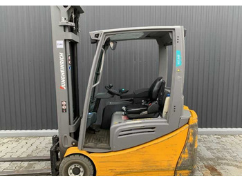 מלגזה חשמלית Jungheinrich EFG216: תמונה 5