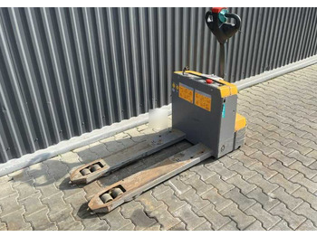 משאית משטחים JUNGHEINRICH EJE