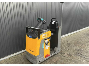 טרקטור גרירה JUNGHEINRICH