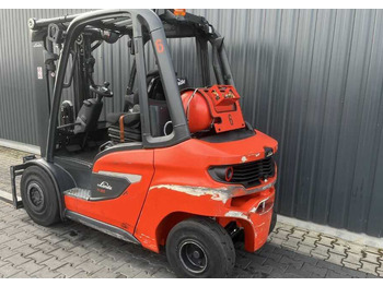 מלגזת LPG Linde H35T-01: תמונה 3 מלגזת LPG Linde H35T-01: תמונה 3