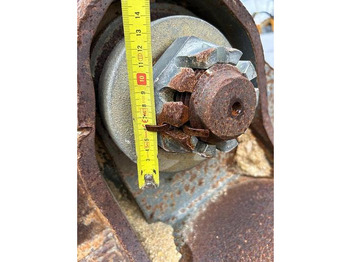 דלי מחפר Liebherr SW77 - R954CHD Li: תמונה 4 דלי מחפר Liebherr SW77 - R954CHD Li: תמונה 4