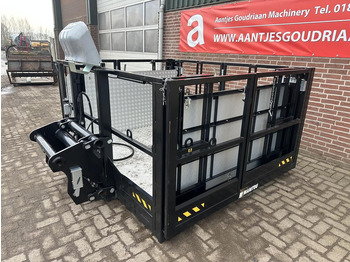 צרופה MANITOU