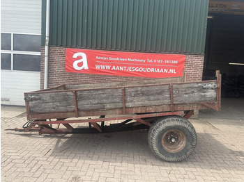 קרון נגרר עם מזהיר