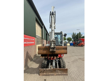 מיני מחפר Takeuchi Kraan TB230 - Gebruikt: תמונה 4