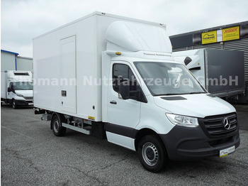 כלי רכב מסחרי עם תיבה MERCEDES-BENZ Sprinter 317