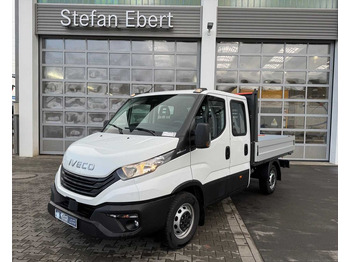 כלי רכב מסחרי במיטה שטוחה IVECO Daily 35s16
