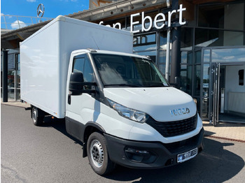 כלי רכב מסחרי עם תיבה IVECO Daily 35s16