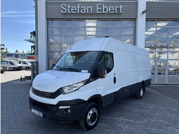 כלי רכב מסחרי עם לוח IVECO Daily 50c16