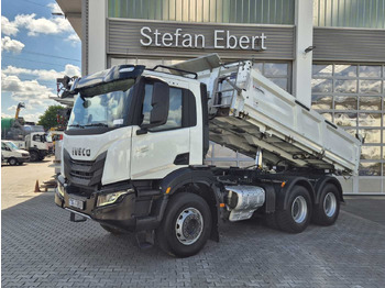 מזהיר IVECO X-WAY