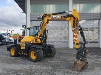מחפר גלגלים JCB