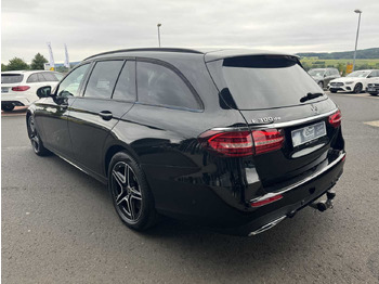 מכונית Mercedes-Benz E 300de T AMG+Pano+DistrPlus+Night +AHK+360+Ambi: תמונה 3