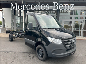 משאית עם שלדת תא MERCEDES-BENZ Sprinter 311