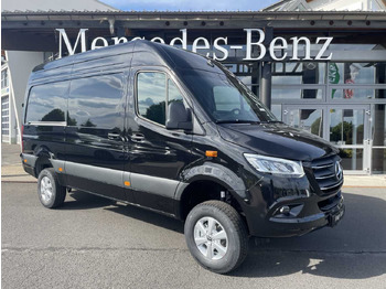כלי רכב מסחרי עם לוח MERCEDES-BENZ Sprinter 319
