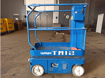 מעלית תורן אנכית UPRIGHT