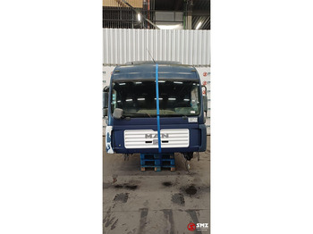 תא ופנים הרכב MAN TGA