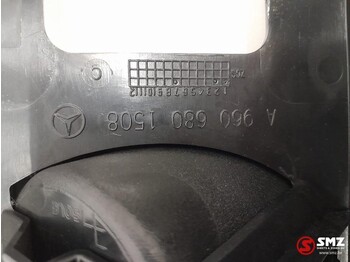 תא ופנים הרכב עבור משאית Mercedes-Benz Occ dashborddelen Mercedes Actros A9606801508+A960: תמונה 5 תא ופנים הרכב עבור משאית Mercedes-Benz Occ dashborddelen Mercedes Actros A9606801508+A960: תמונה 5