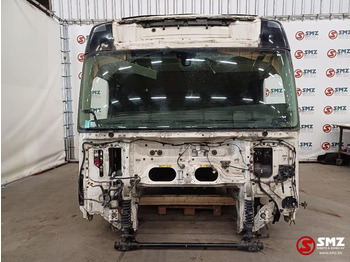 תא ופנים הרכב VOLVO FH