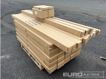 ציוד בנייה 1.8m Wide Anthracite Grey Composite Fence Panels (25 of), 2.45m Black Aluminium Posts (26 of), Complete With Assembly Kit: תמונה 5