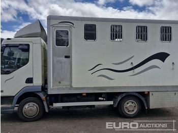 משאית להובלת בעלי חיים DAF 45 150