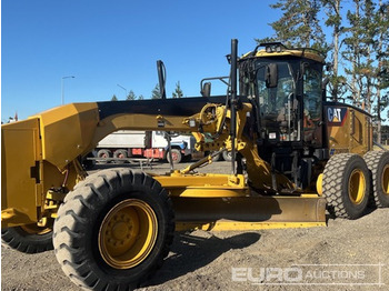 מפלסת CATERPILLAR 140M