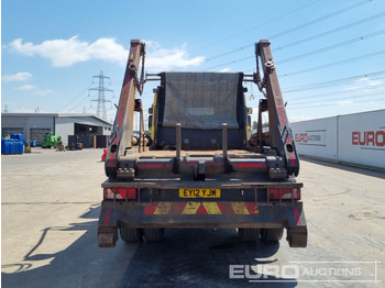 משאית דילוג העמסה 2012 Scania P230: תמונה 4