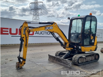 מיני מחפר JCB 8026