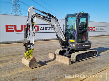 מיני מחפר BOBCAT E26