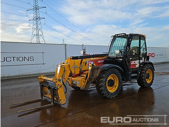 מפעיל טלסקופי JCB