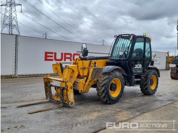מפעיל טלסקופי JCB