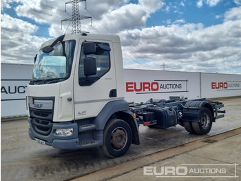 משאית עם שלדת תא DAF LF 220